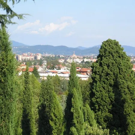 Dimora Dei Tasso 贝尔加莫