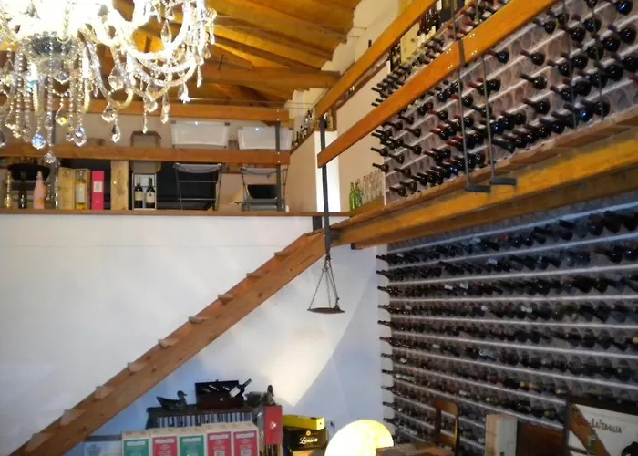 Dimora Dei Tasso Couette-café 3*