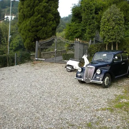 Bed and Breakfast Dimora Dei Tasso 3*